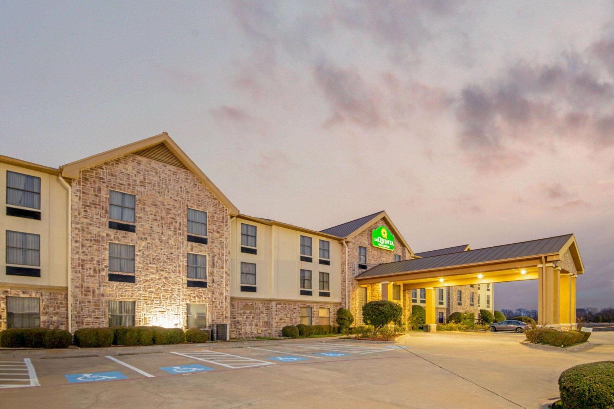La Quinta By Wyndham Denison - North Lake Texoma Exterior foto