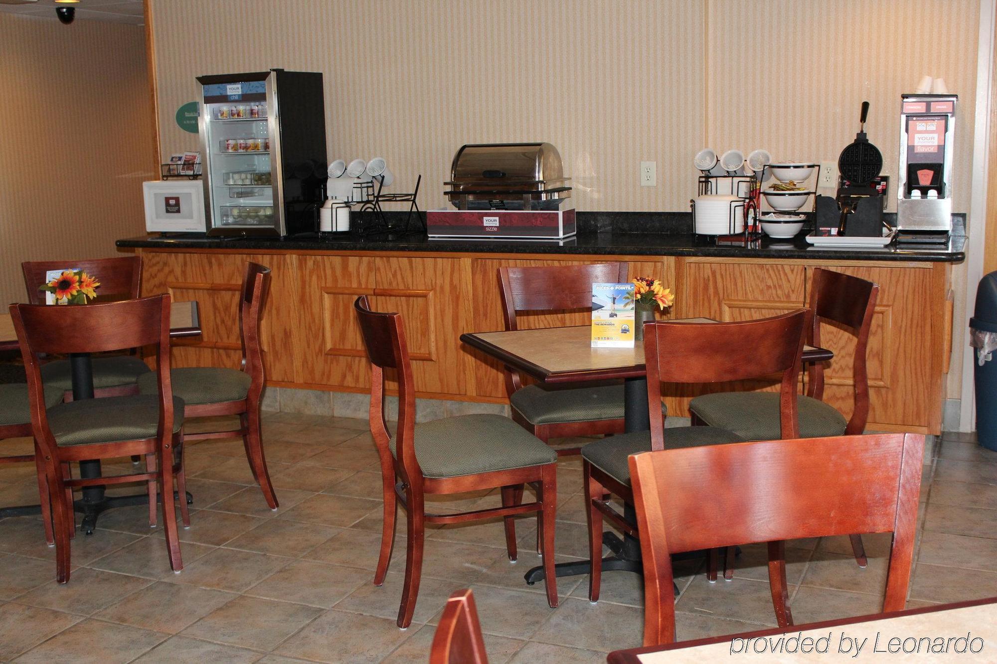 La Quinta By Wyndham Denison - North Lake Texoma Restaurant foto